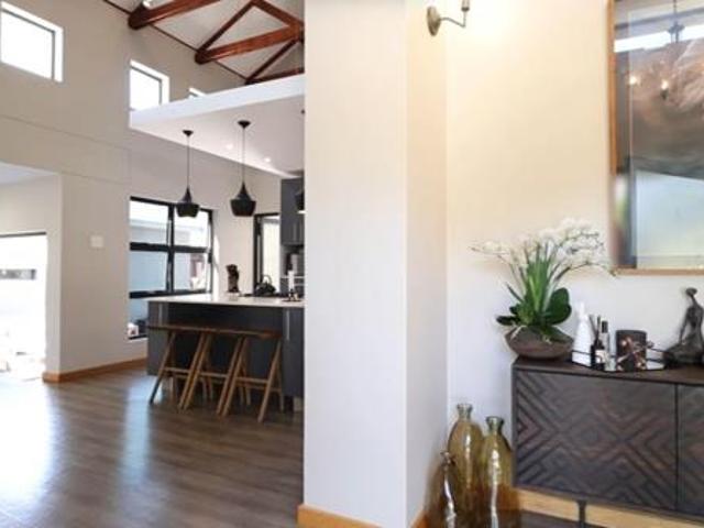 4 Bedroom House in Copperleaf Estate