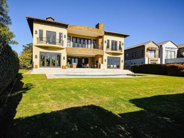 4 Bedroom House in Copperleaf Estate