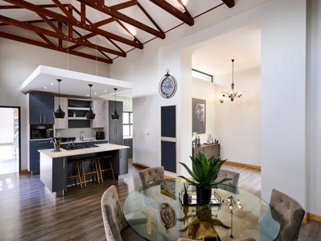4 Bedroom House in Copperleaf Estate