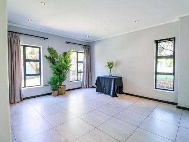 4 Bedroom House in Copperleaf Estate