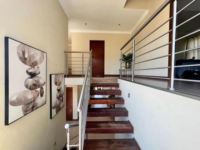 4 Bedroom House in Copperleaf Estate