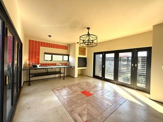 4 Bedroom House in Copperleaf Estate