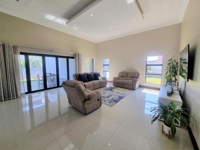 4 Bedroom House in Copperleaf Estate