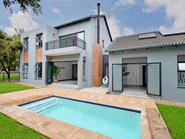 4 Bedroom House in Copperleaf Estate