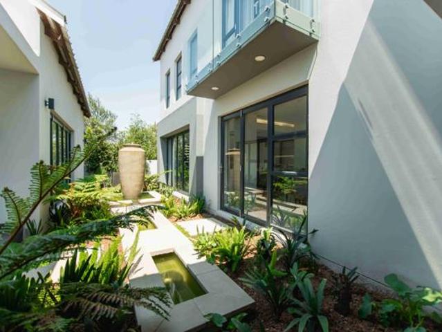 4 Bedroom House in Copperleaf Estate