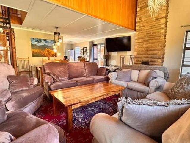 4 Bedroom House in Cathkin Park