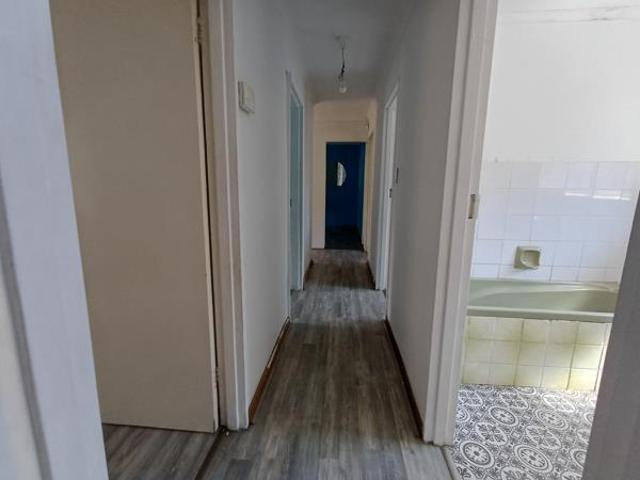 4 Bedroom House in Camelot