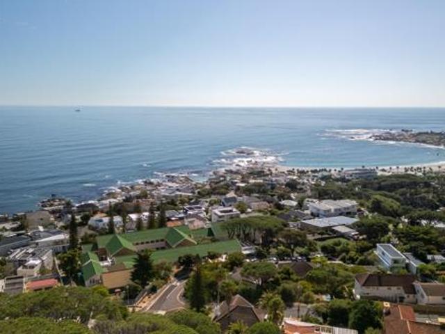 4 Bedroom House in Camps Bay