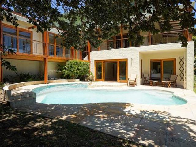 4 Bedroom House in Camps Bay