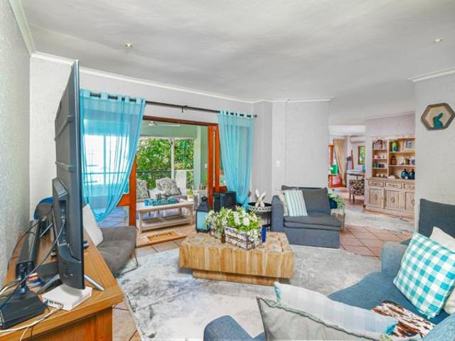 4 Bedroom House in Caribbean Beach Club