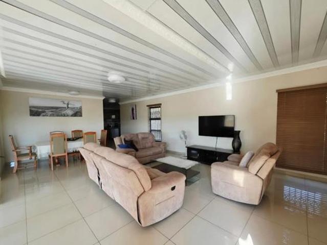 4 Bedroom House in Carsdale