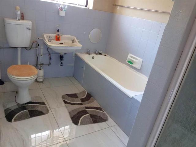 4 Bedroom House in Carrington Heights