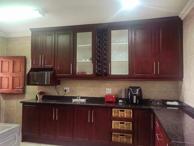 4 Bedroom House in Cashan