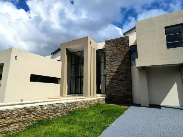 4 Bedroom House in Cashan