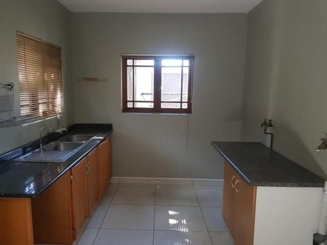 4 Bedroom House in Cashan