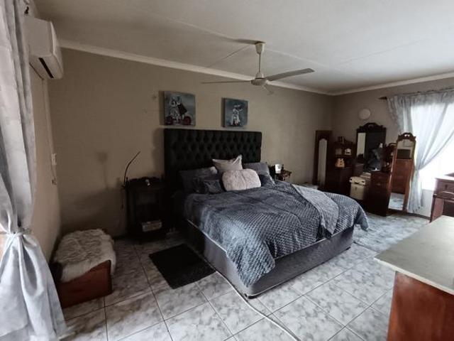 4 Bedroom House in Cashan