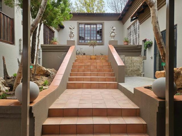 4 Bedroom House in Cashan