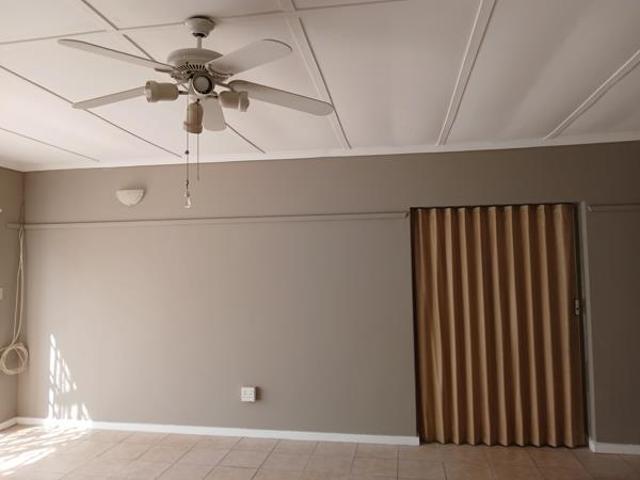 4 Bedroom House in Cassandra