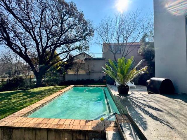 4 Bedroom House in Centurion Golf Estate