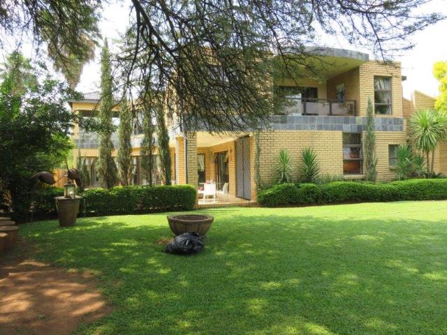 4 Bedroom House in Centurion Golf Estate