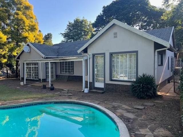 4 Bedroom House in Chase Valley Heights