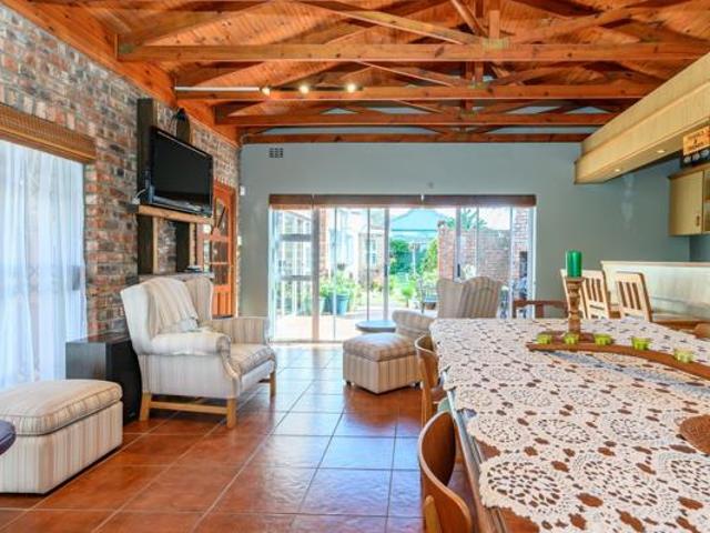 4 Bedroom House in Charlo