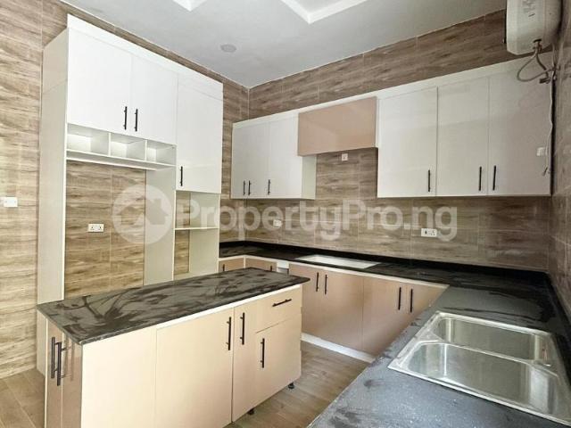 4 Bedroom House in chevron Lekki Lagos | House for sale in lekki | House in lekki | 4 Bedroom | PropertyPro Nigeria