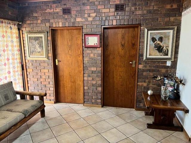 4 Bedroom House in Chroom Park