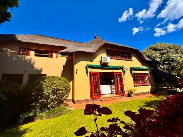 4 Bedroom House in Club Nautique