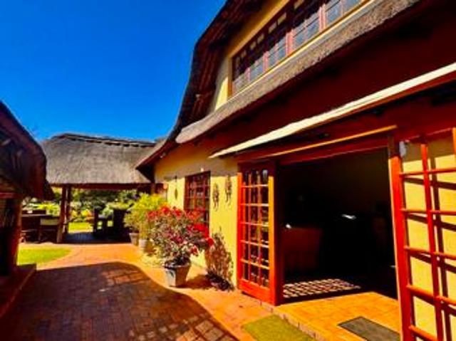 4 Bedroom House in Club Nautique