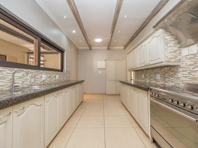 4 Bedroom House in Clubview