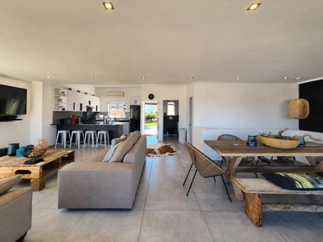 4 Bedroom House in Clanwilliam