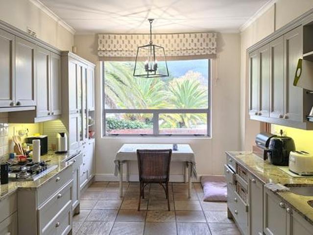 4 Bedroom House in Claremont Upper