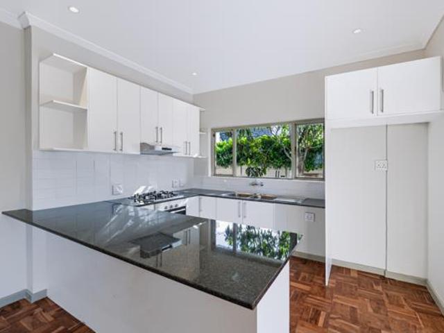 4 Bedroom House in Claremont