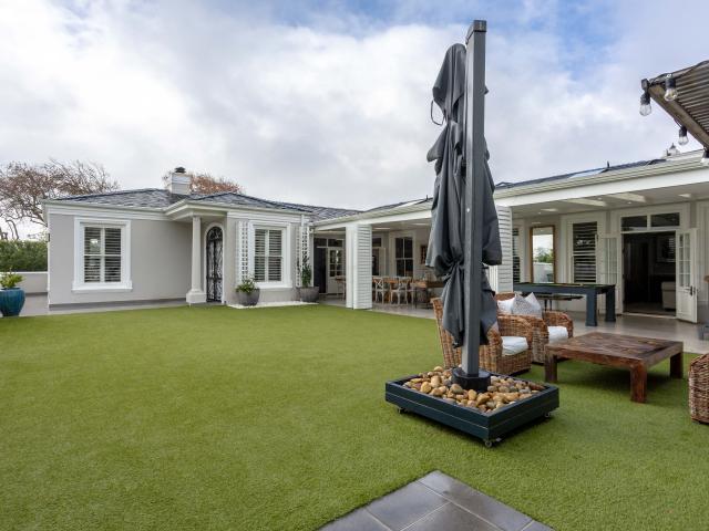 4 Bedroom House in Claremont