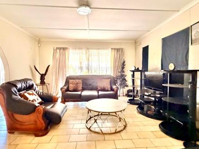 4 Bedroom House in Clarendon
