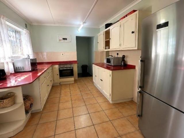4 Bedroom House in Clarendon