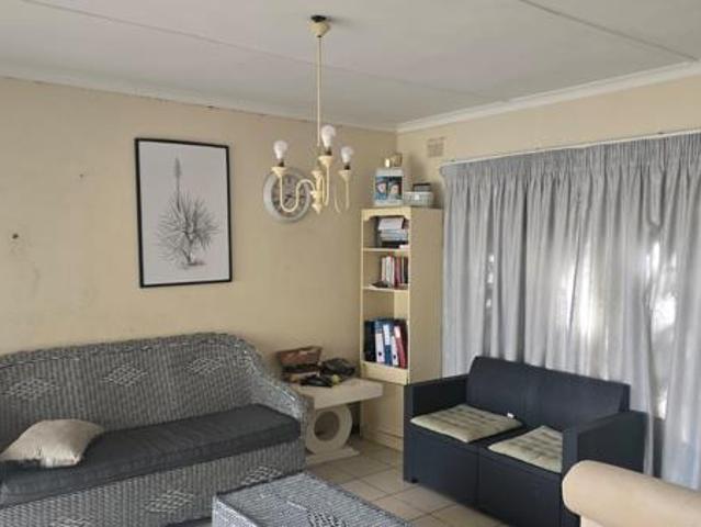 4 Bedroom House in Clarendon