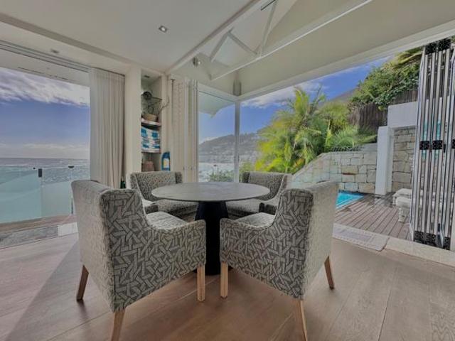 4 Bedroom House in Clifton