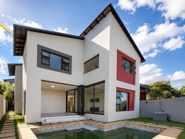 4 Bedroom House in Craigavon