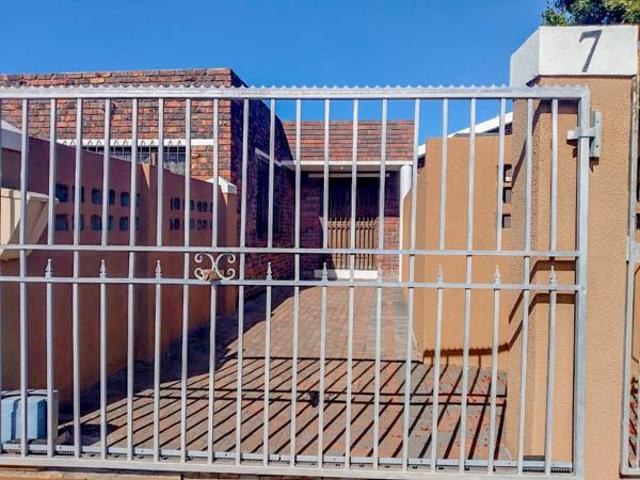 4 Bedroom House in Crawford