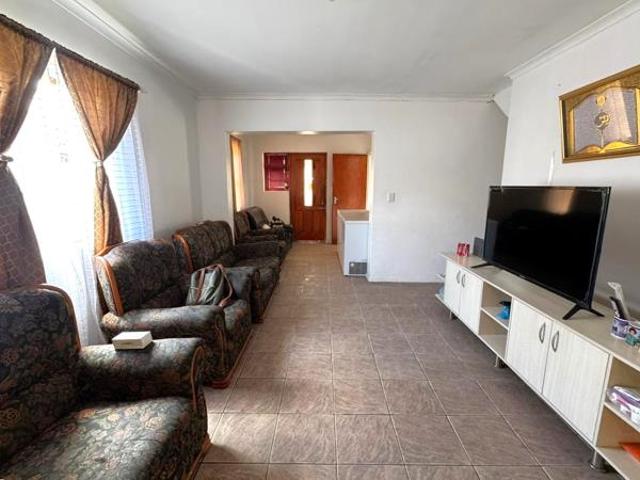 4 Bedroom House in Croydon
