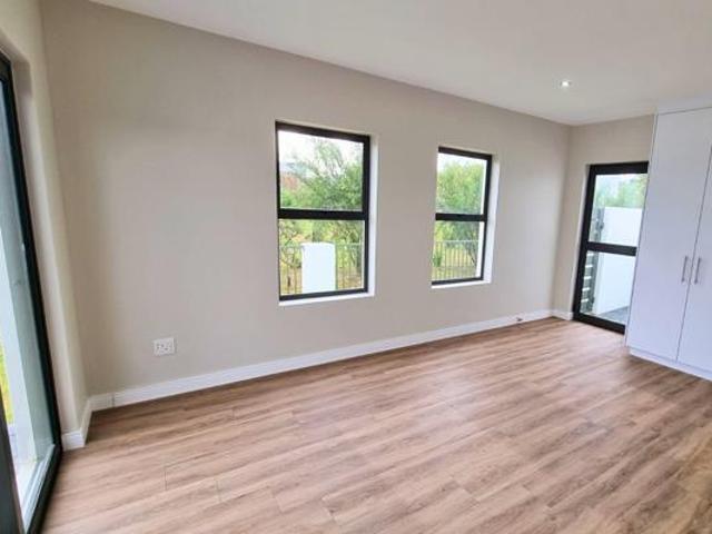 4 Bedroom House in Croydon