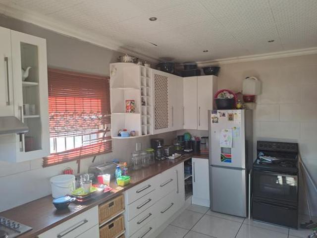 4 Bedroom House in Cultura Park