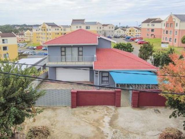 4 Bedroom House in Amalinda