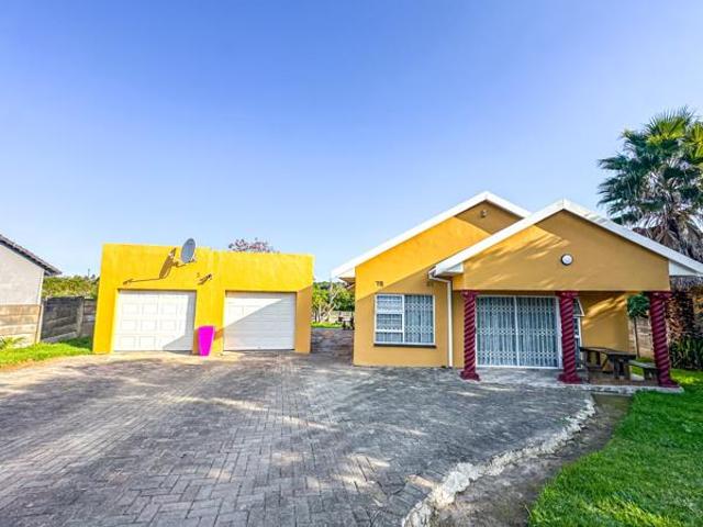 4 Bedroom House in Amalinda North