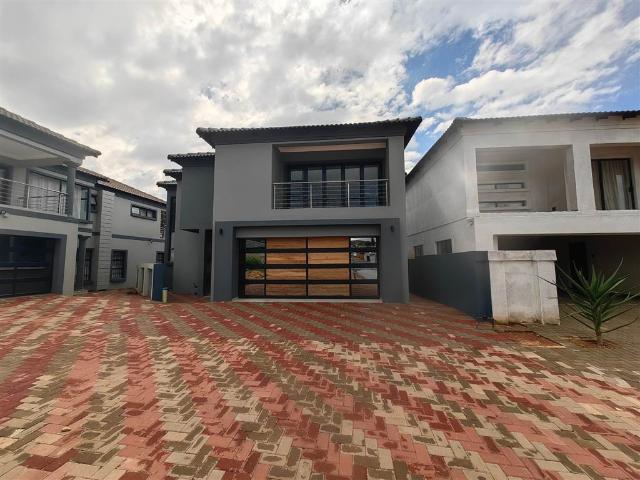 4 Bedroom House in Amandasig