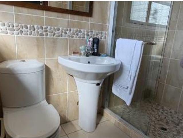 4 Bedroom House in Amanzimtoti