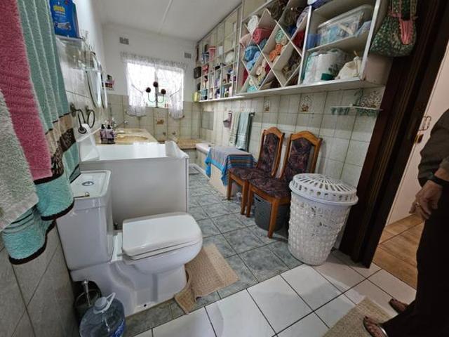 4 Bedroom House in Amanzimtoti