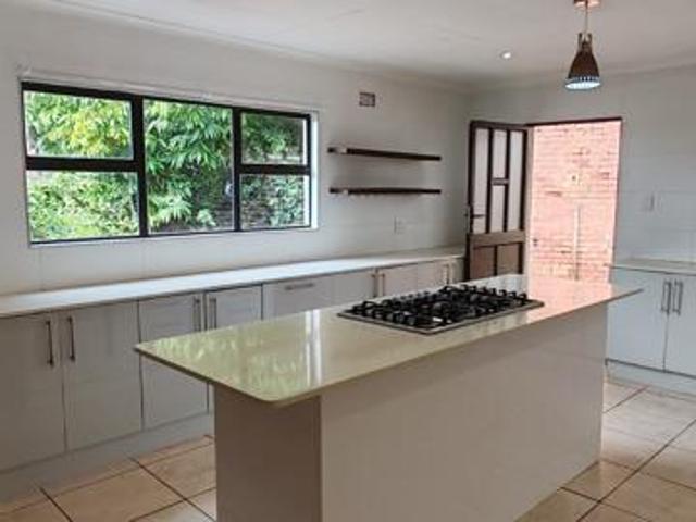 4 Bedroom House in Amanzimtoti